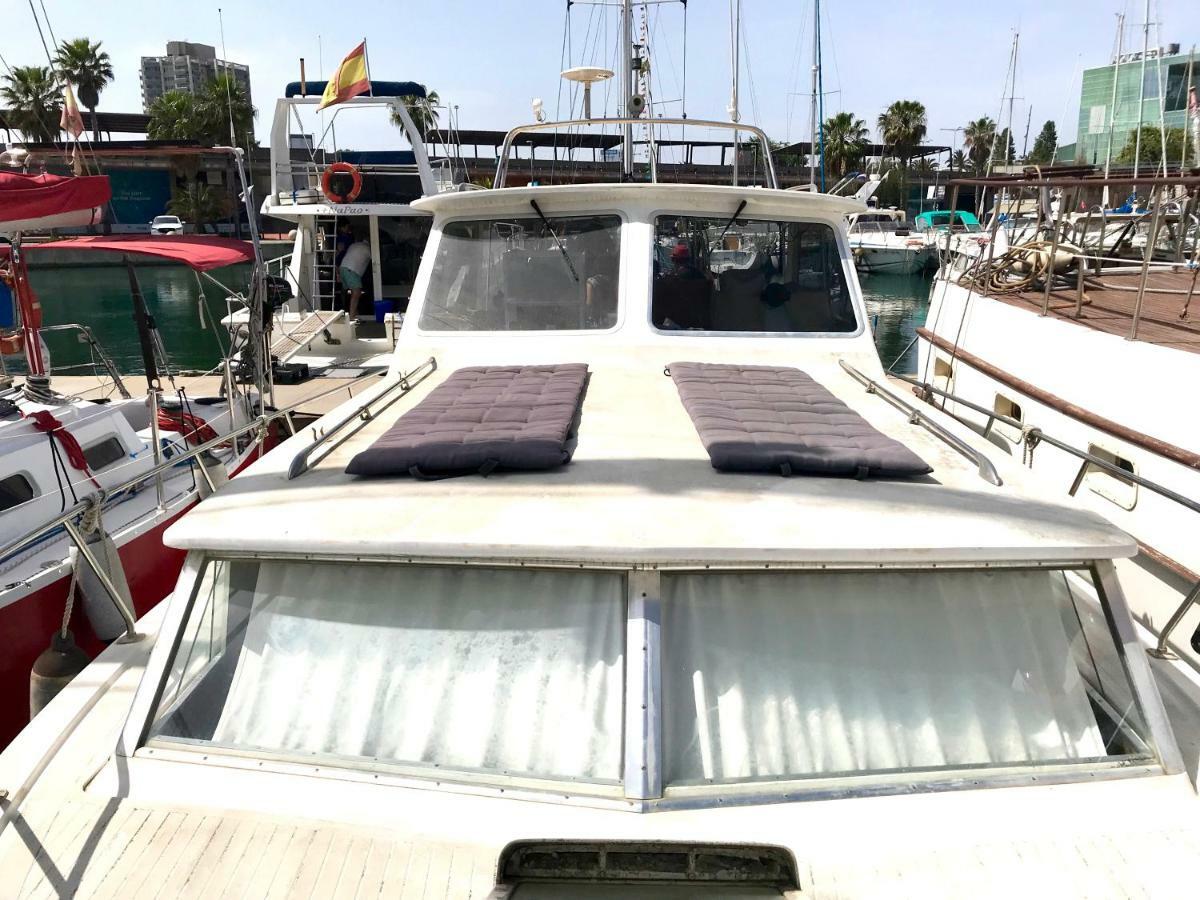 Hotel Boat Yacht Barcelona Sant Adrià de Besòs Esterno foto